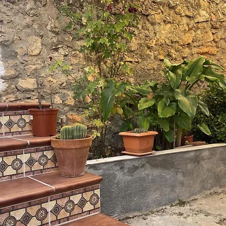 La Casa De Domingo * Tozar